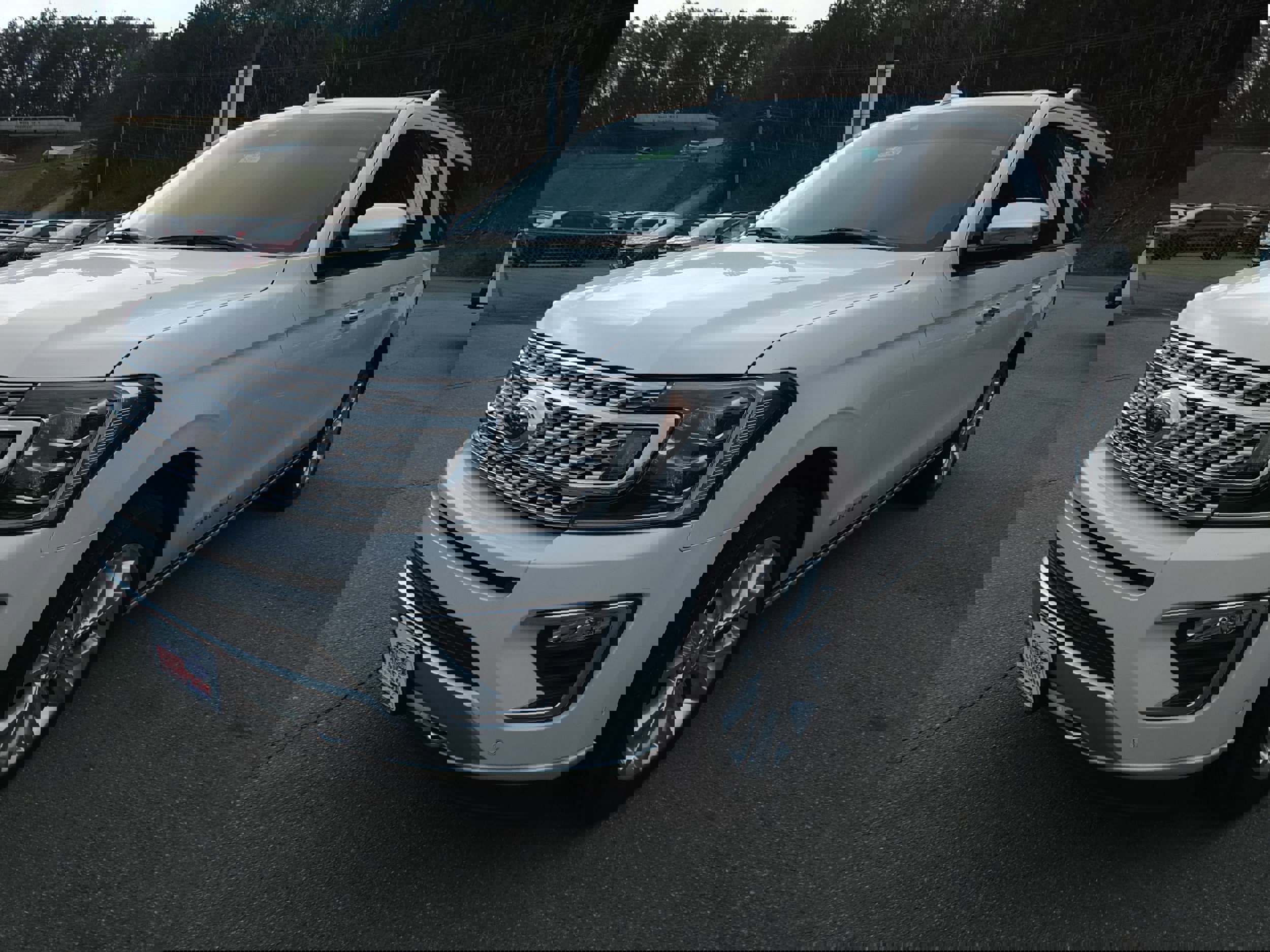 Used 2019 Ford Expedition Max Platinum image 7