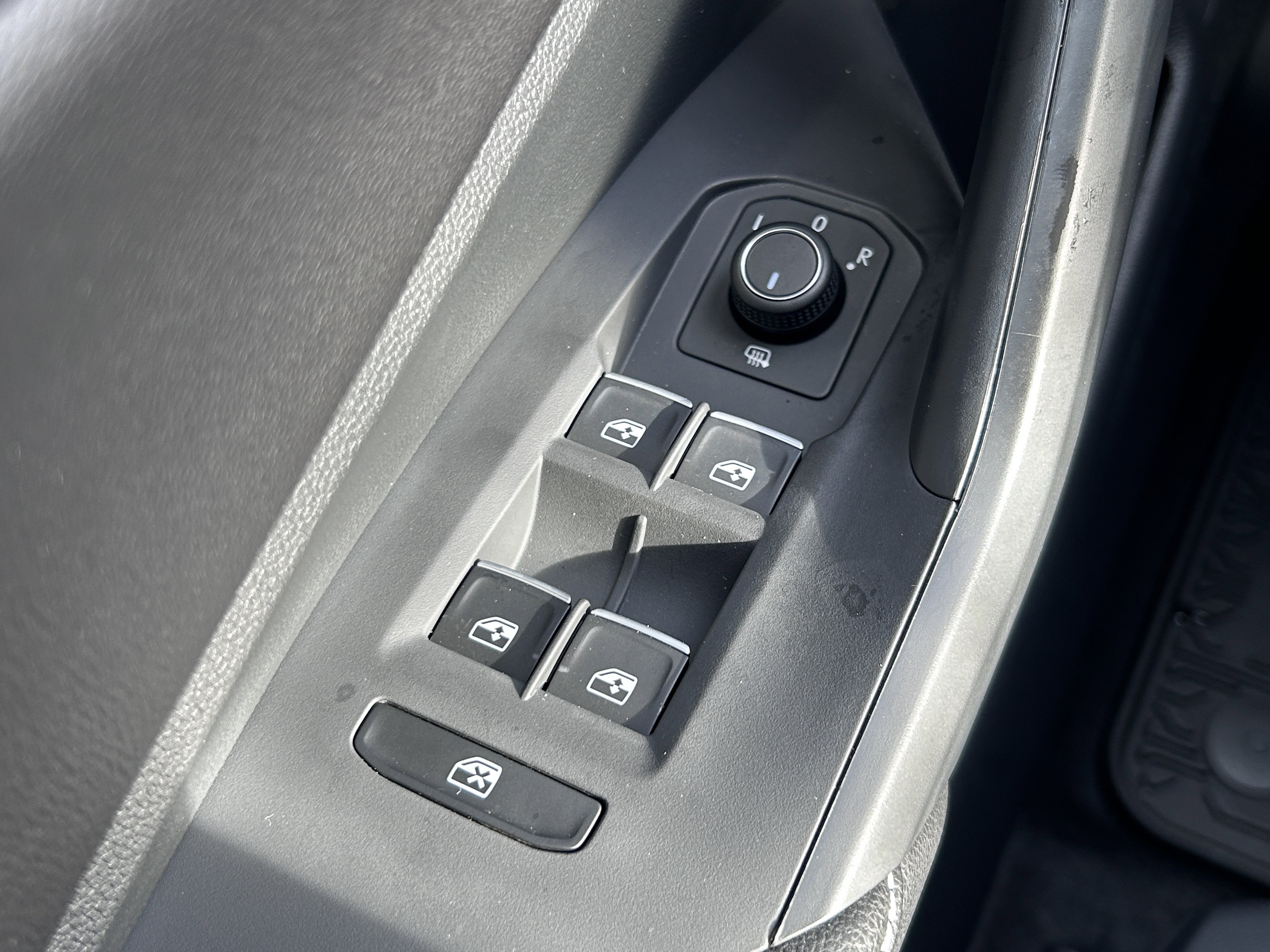 New 2025 Volkswagen Jetta Sport image 17