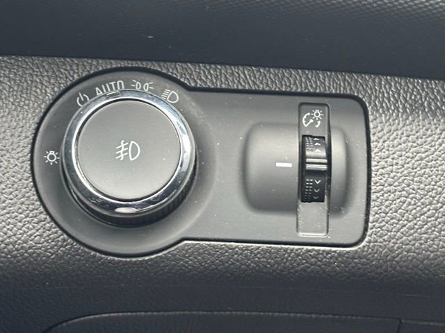 Used 2014 Chevrolet Sonic RS image 24