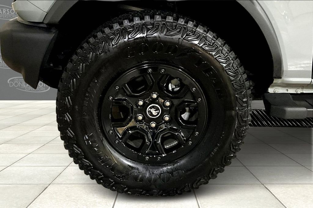 Certified 2022 Ford Bronco Wildtrak image 9