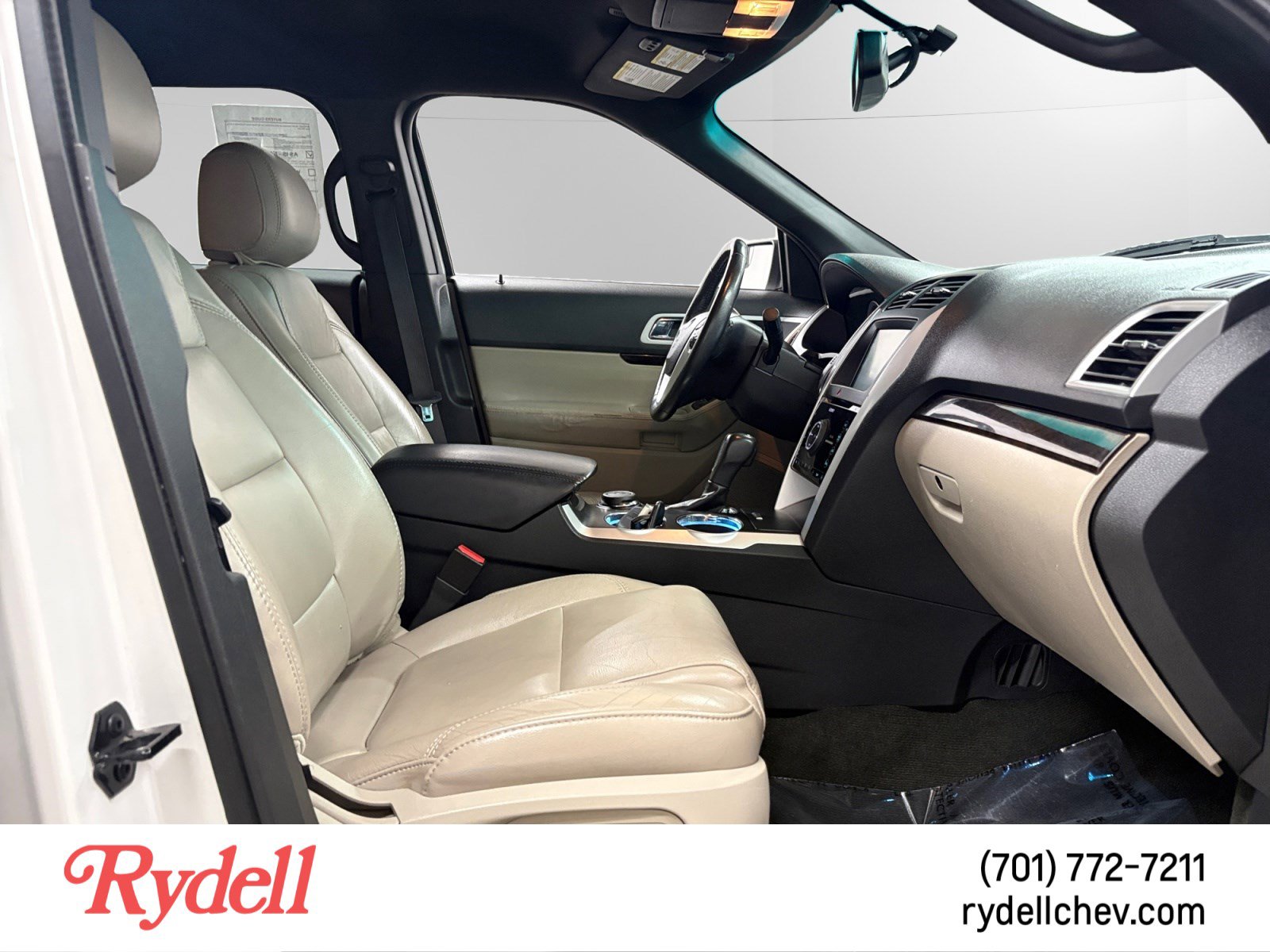 Used 2012 Ford Explorer Limited w/ Class III Trailer Tow Pkg AWD/4WD image 17