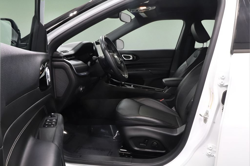 Certified 2022 Jeep Compass High Altitude AWD/4WD image 14
