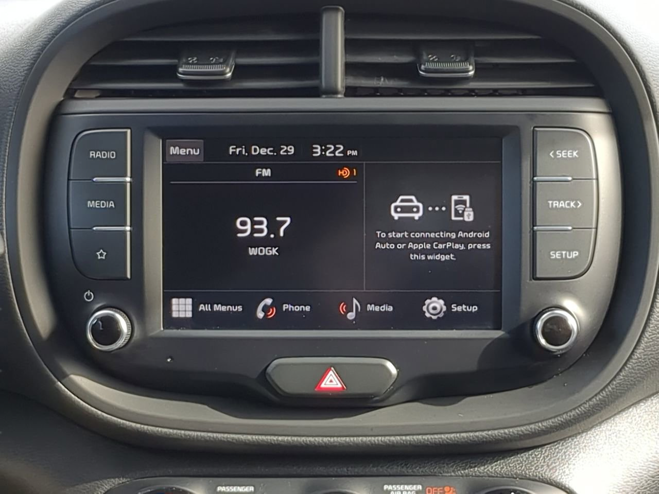Certified 2023 Kia Soul LX w/ Option Group 015 FWD image 15