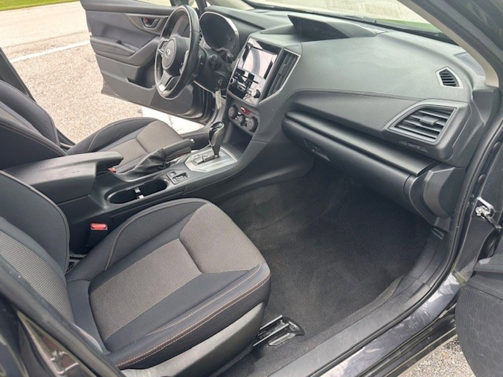 Used 2019 Subaru Crosstrek 2.0i Premium image 14