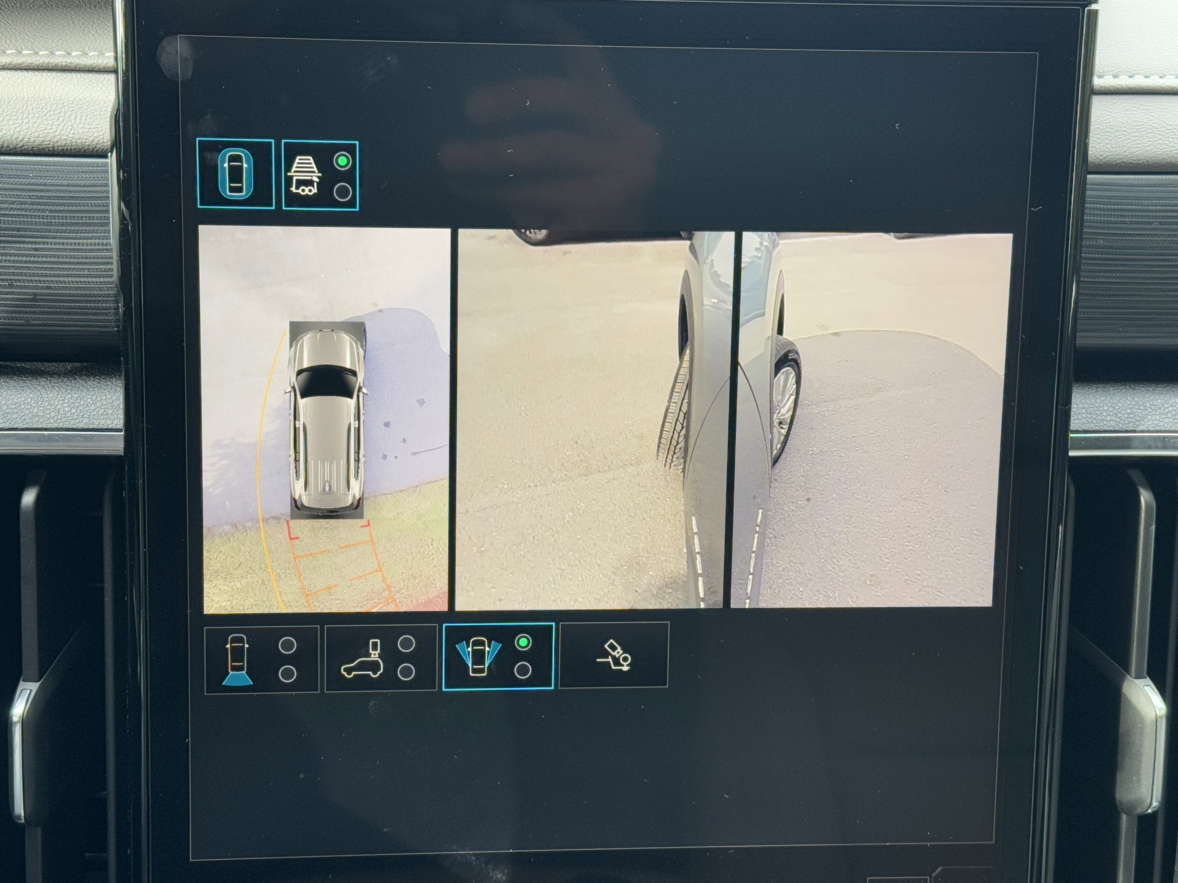 New 2025 GMC Acadia Elevation w/ Elevation Premium Package image 35