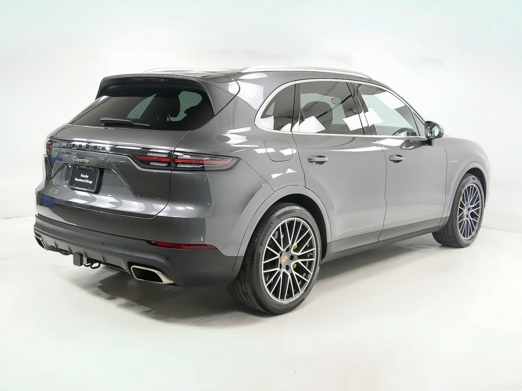 Certified 2022 Porsche Cayenne E-Hybrid AWD/4WD image 10