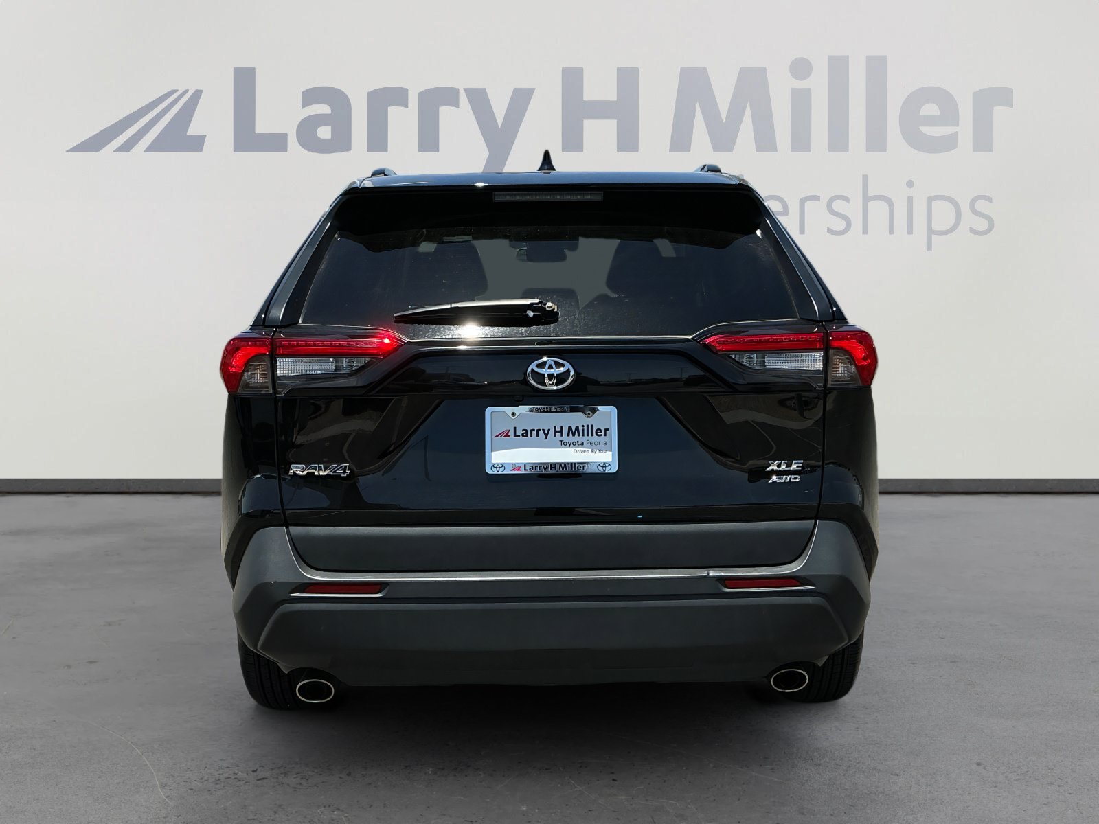 Certified 2024 Toyota RAV4 XLE w/ Weather Package AWD/4WD image 4