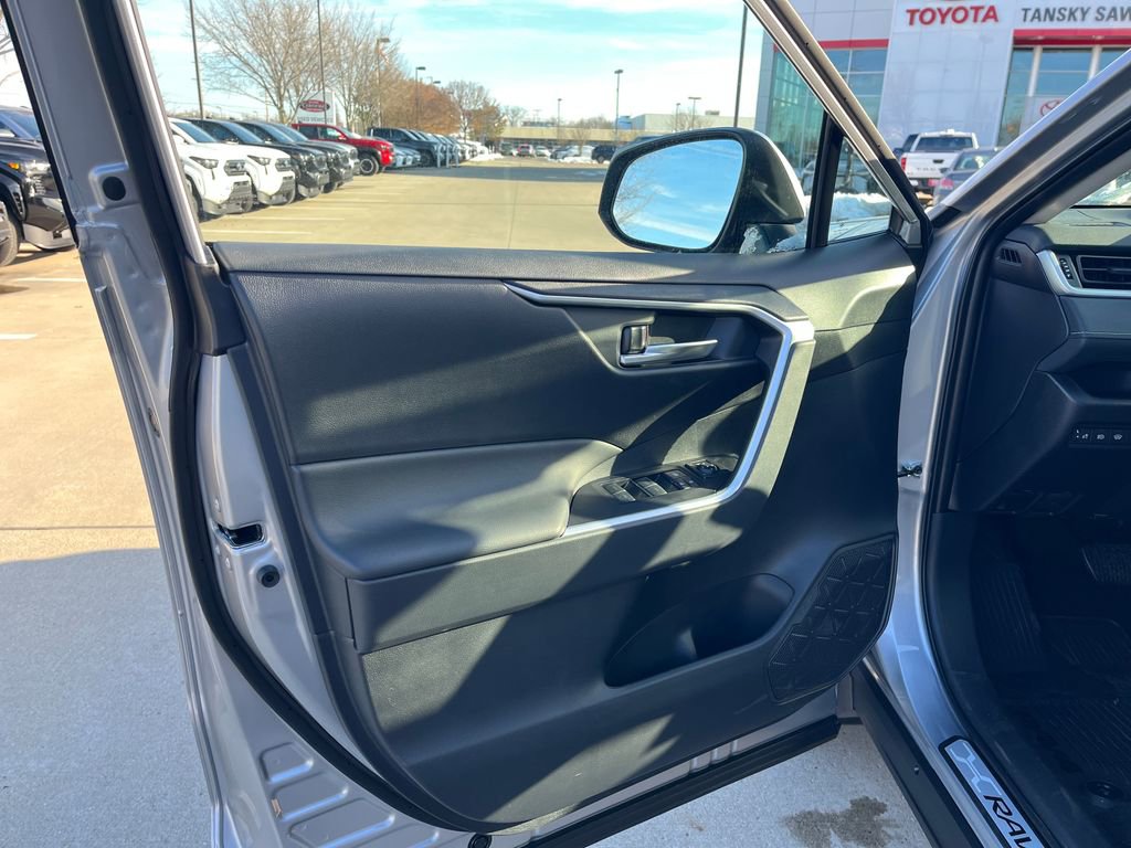 New 2025 Toyota RAV4 XLE image 11