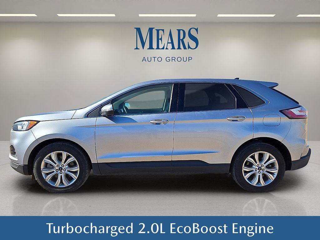 Used 2022 Ford Edge Titanium image 3