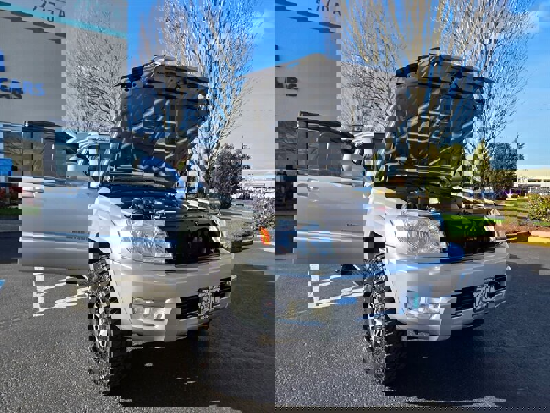 Used 2003 Toyota 4Runner Limited AWD/4WD image 26