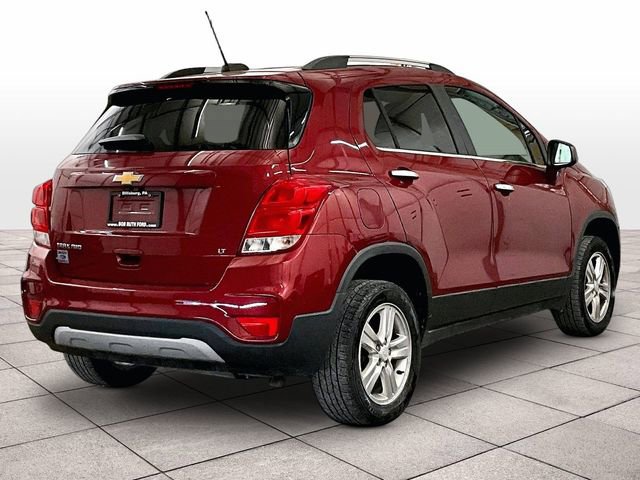 Used 2020 Chevrolet Trax LT w/ LT Convenience Package AWD/4WD image 11