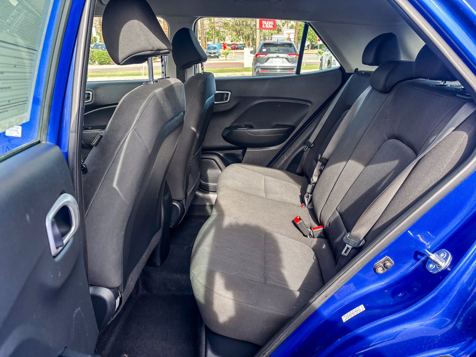 Used 2024 Hyundai Venue SE FWD image 22