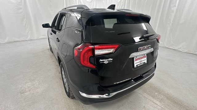 Used 2024 GMC Terrain SLT image 5