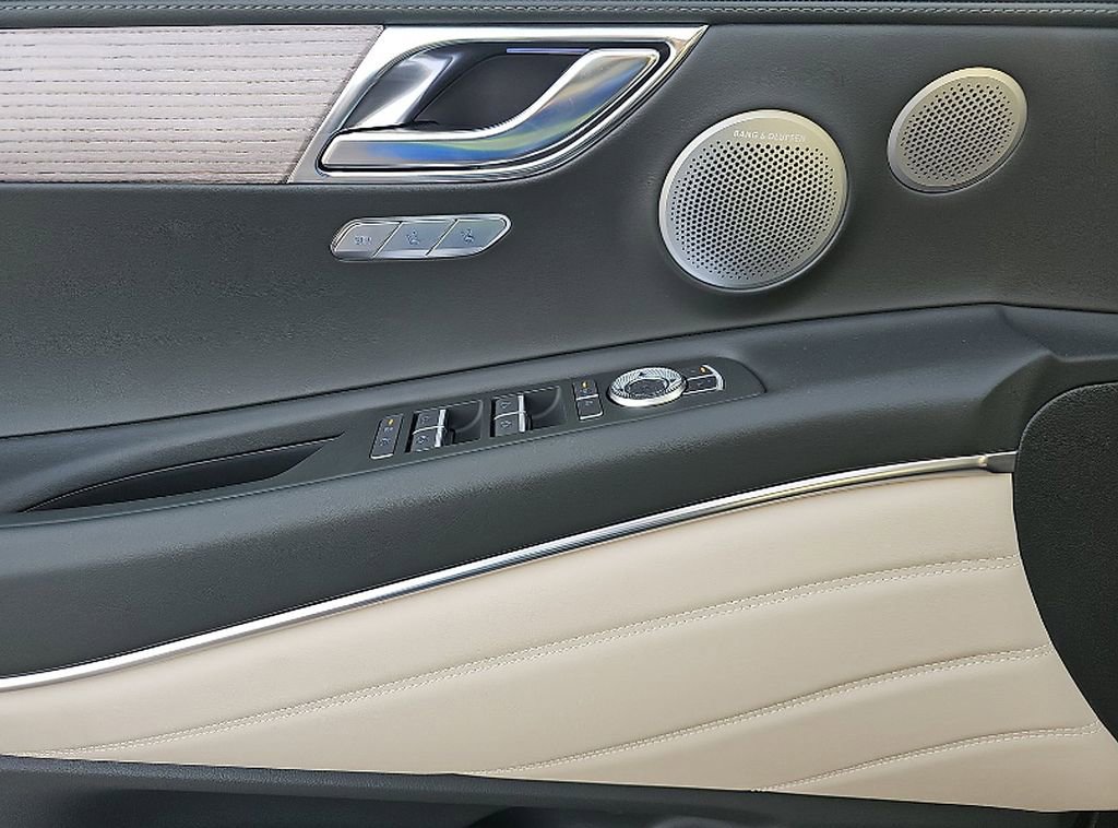 Used 2026 Genesis GV80 3.5T Prestige image 6