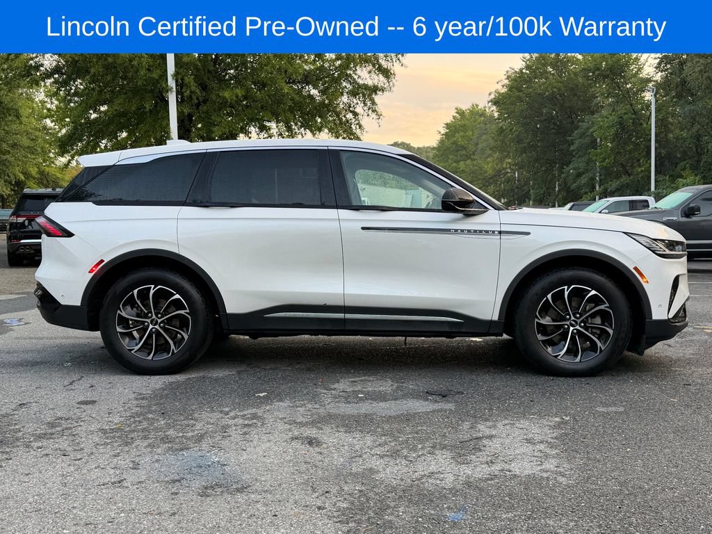 Used 2024 Lincoln Nautilus Premier w/ Equipment Group 102A AWD/4WD image 8