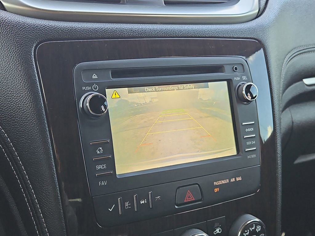 Used 2017 Chevrolet Traverse LT w/ Style and Technology Package FWD image 26