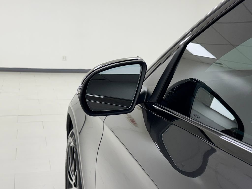 Used 2021 Mercedes-Benz GLC 300 image 33