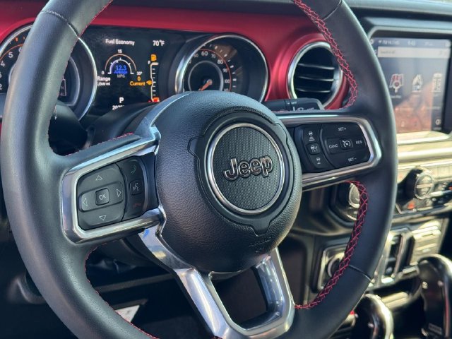 Used 2023 Jeep Wrangler Rubicon AWD/4WD image 17