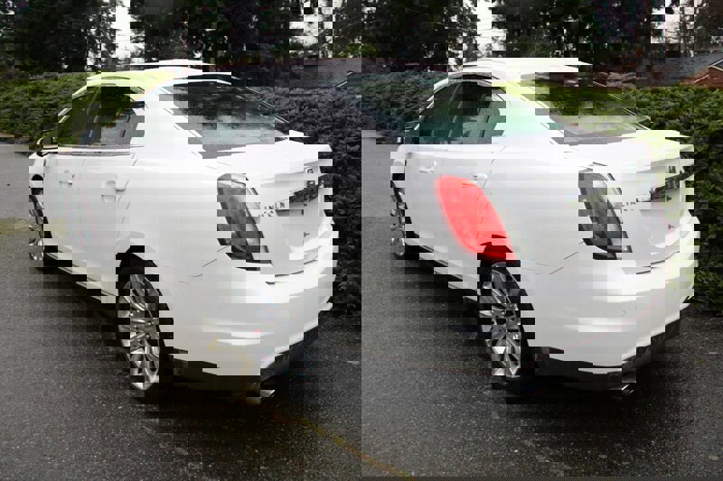 Used 2011 Lincoln MKS AWD w/ 201A Rapid Spec Order Code image 4