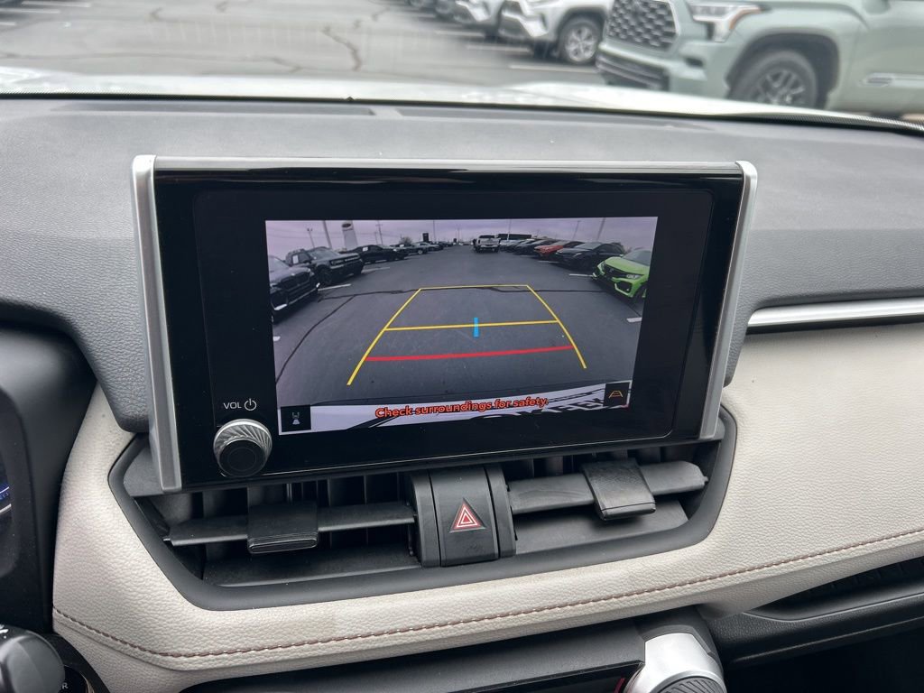 Used 2023 Toyota RAV4 XLE w/ Convenience Package image 12