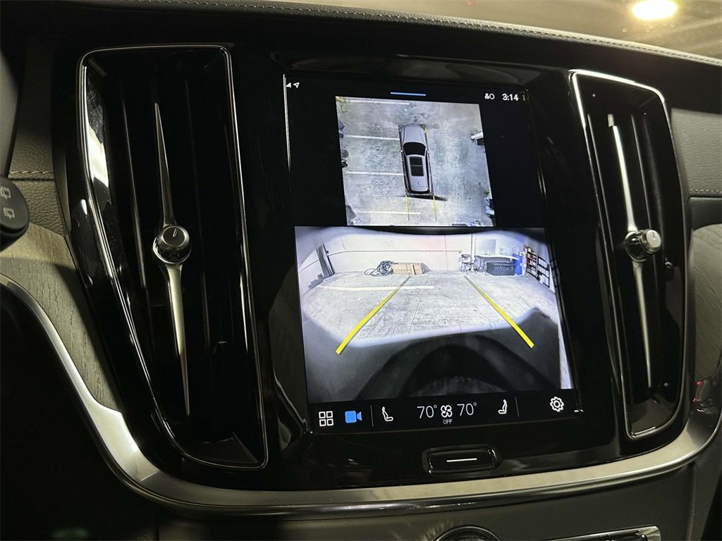 Used 2024 Volvo V60 B5 Cross Country Ultimate image 19