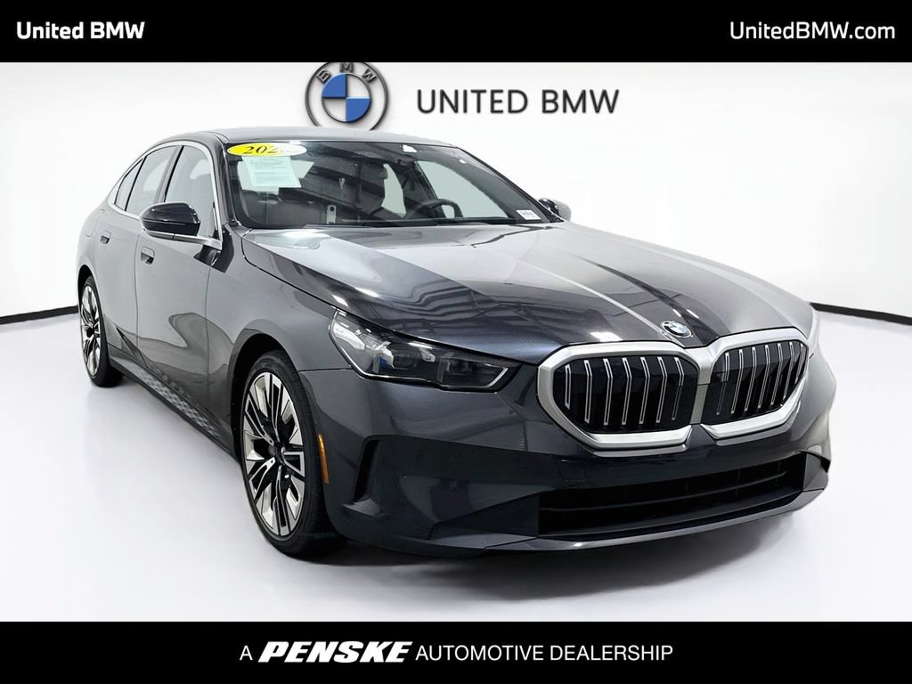 Certified 2026 BMW 540i xDrive AWD/4WD image 3
