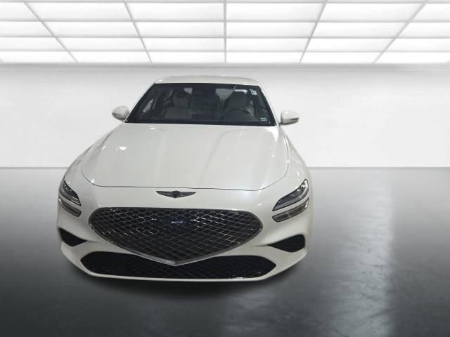 Used 2025 Genesis G70 2.5T image 9