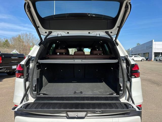 Used 2025 BMW X5 xDrive40i w/ Premium Package image 12