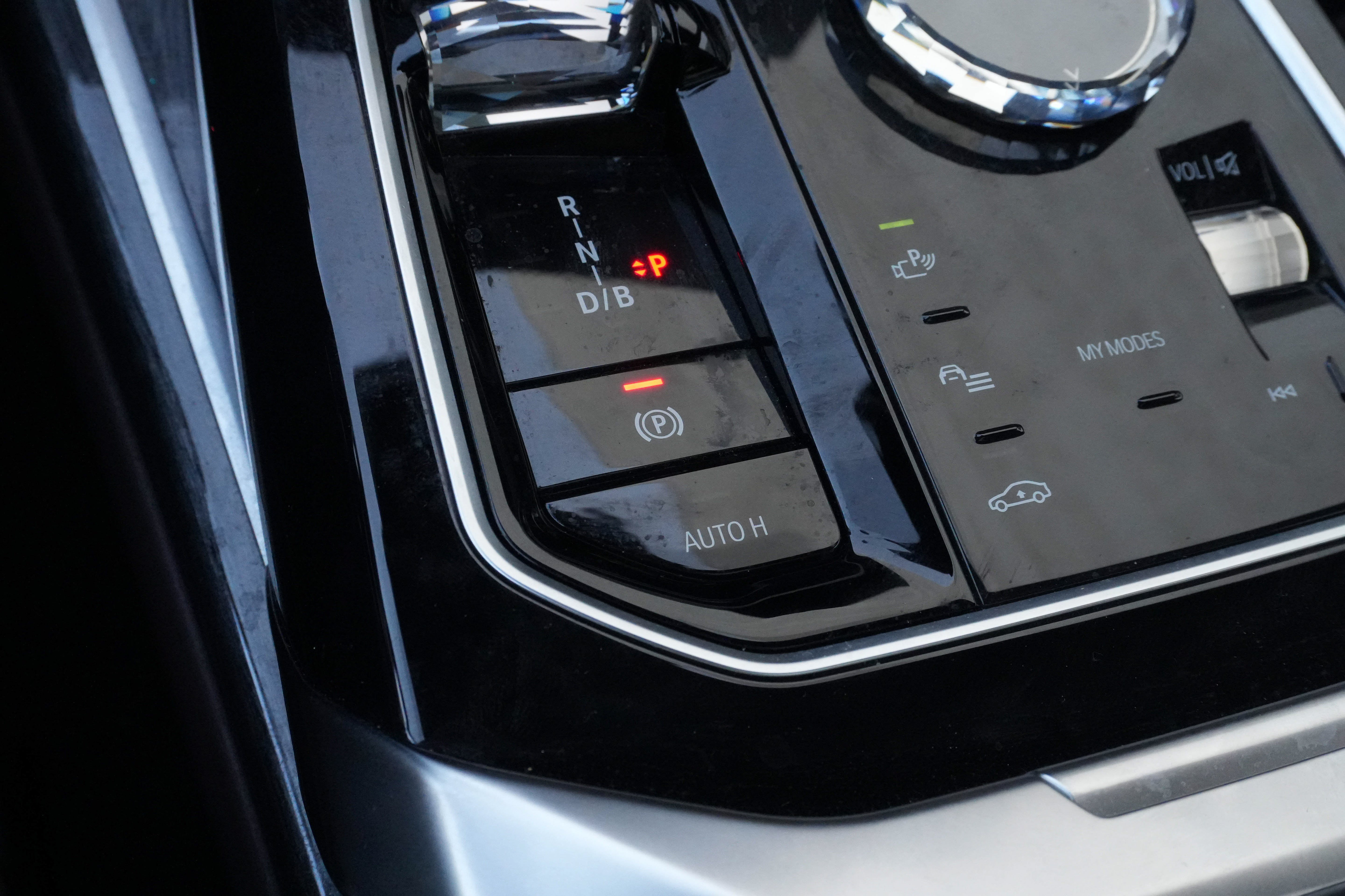 Certified 2023 BMW i7 xDrive60 AWD/4WD image 31