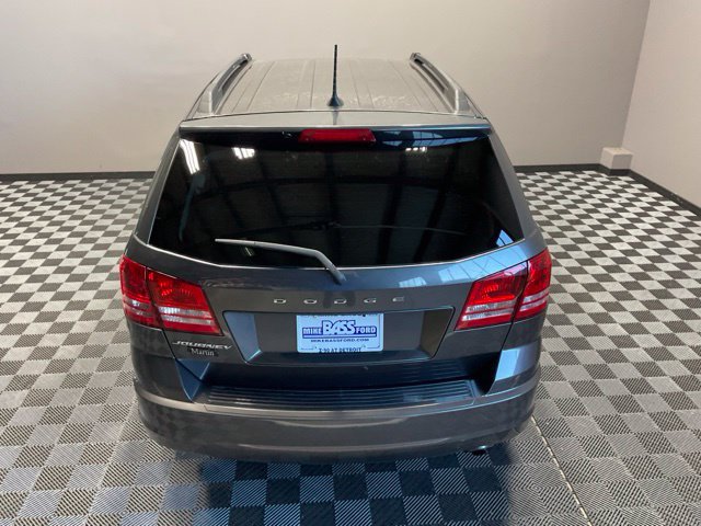 Used 2018 Dodge Journey SE w/ Connectivity Group FWD image 12