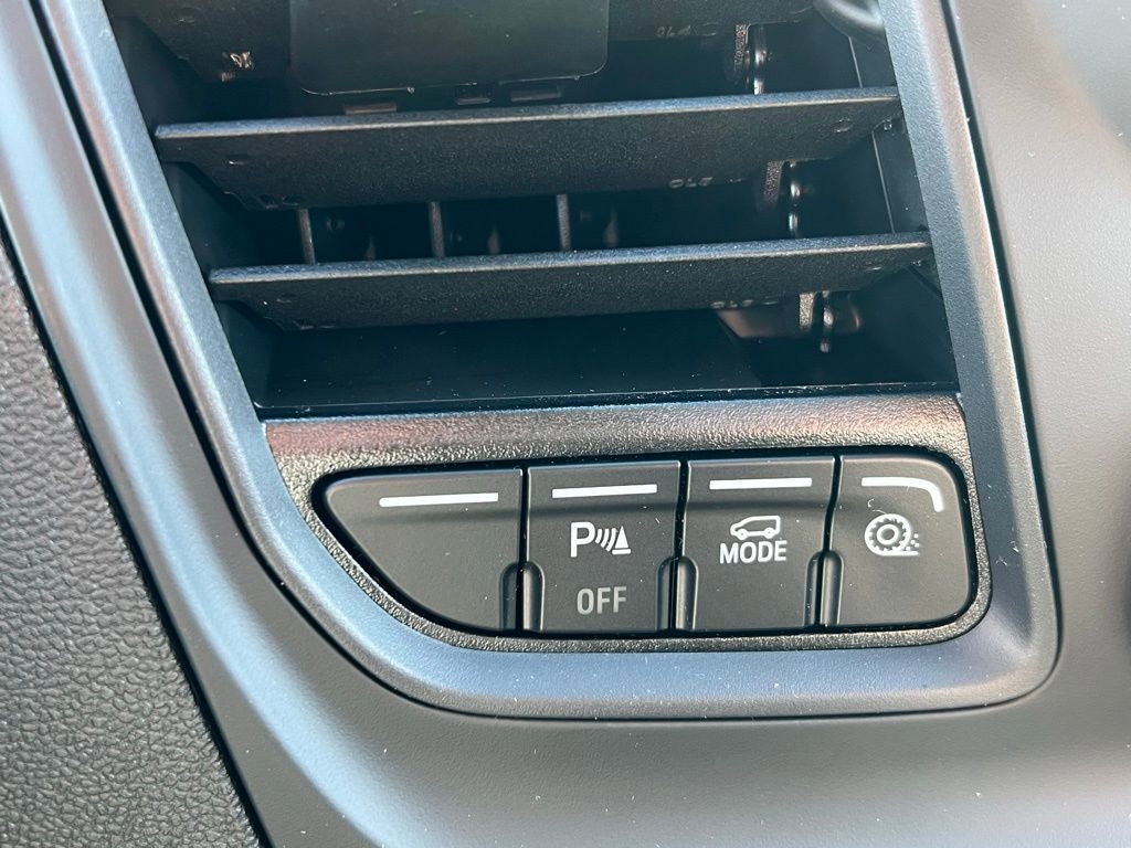 Used 2024 Ford Transit 150 Low Roof RWD image 25