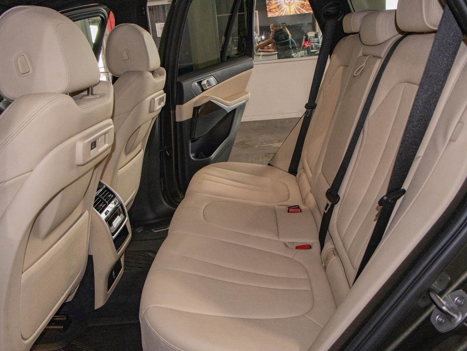 Used 2021 BMW X5 sDrive40i w/ Convenience Package image 15