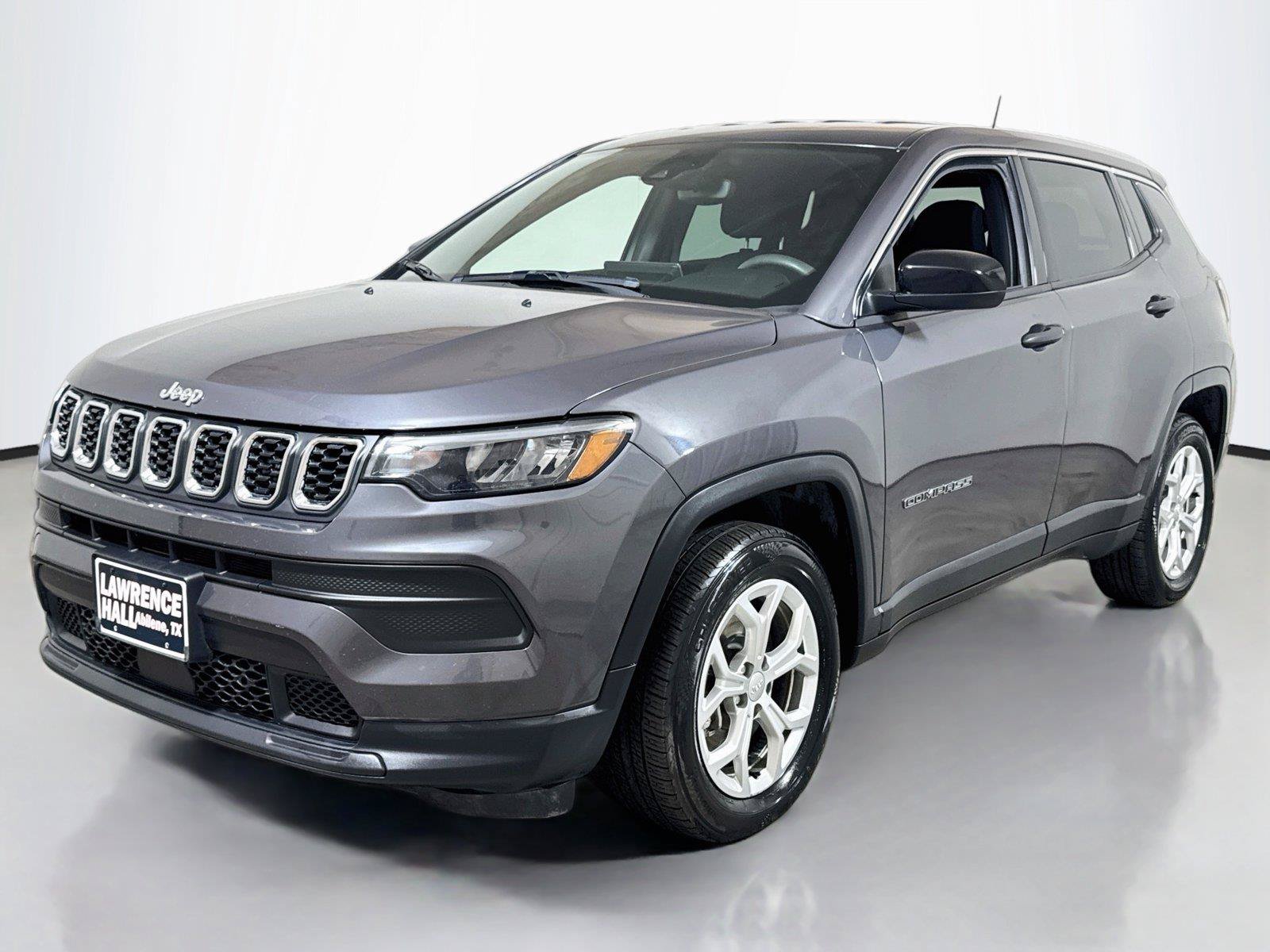 Used 2024 Jeep Compass Sport AWD/4WD image 1