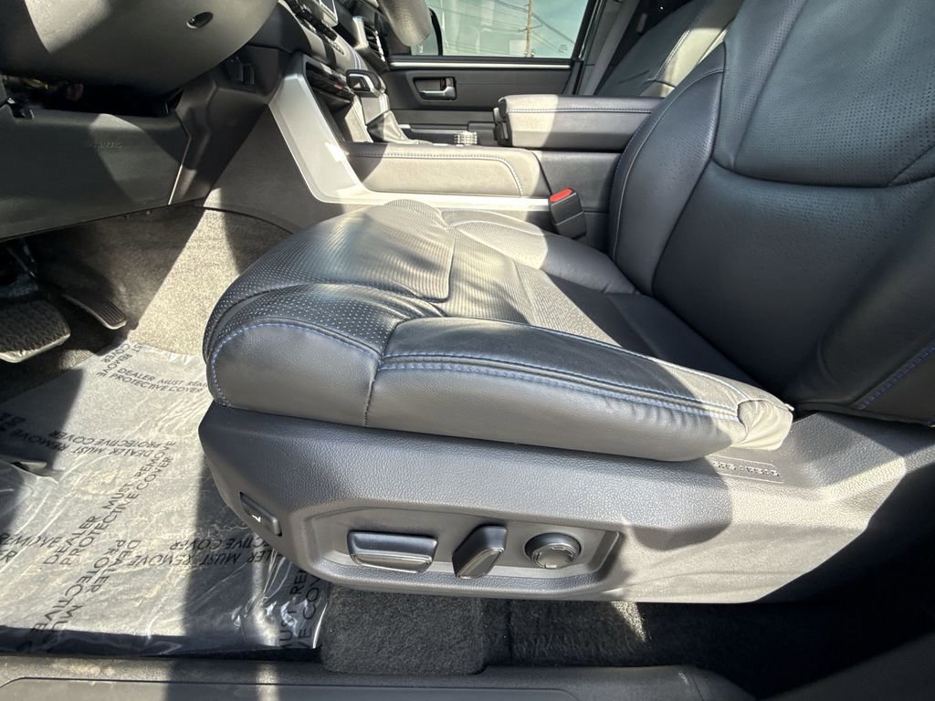 Used 2024 Toyota Sequoia Platinum AWD/4WD image 12