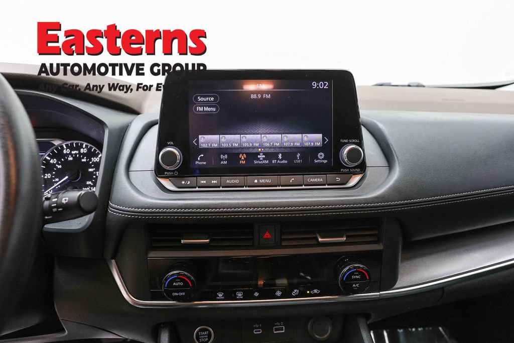 Used 2023 Nissan Rogue SV AWD/4WD image 11