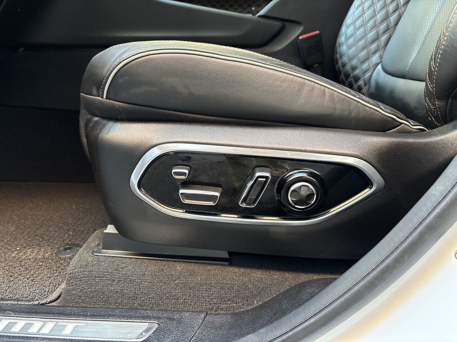 Used 2022 Jeep Grand Cherokee Summit image 15