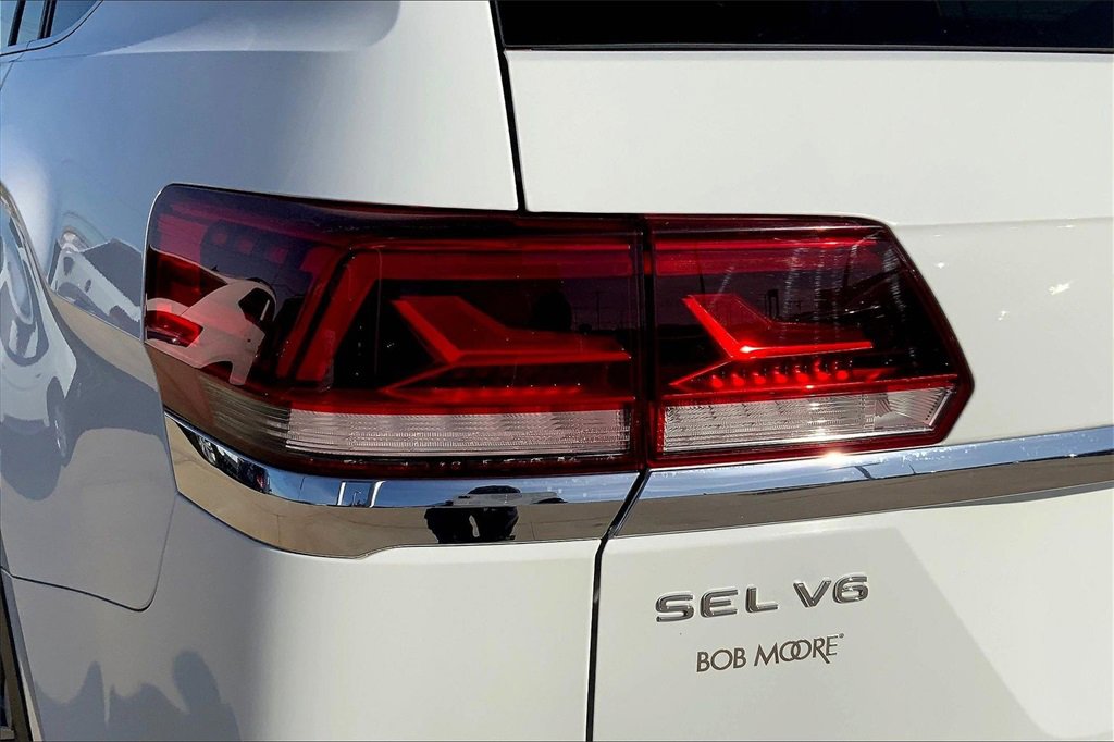 Used 2022 Volkswagen Atlas SEL Premium image 30