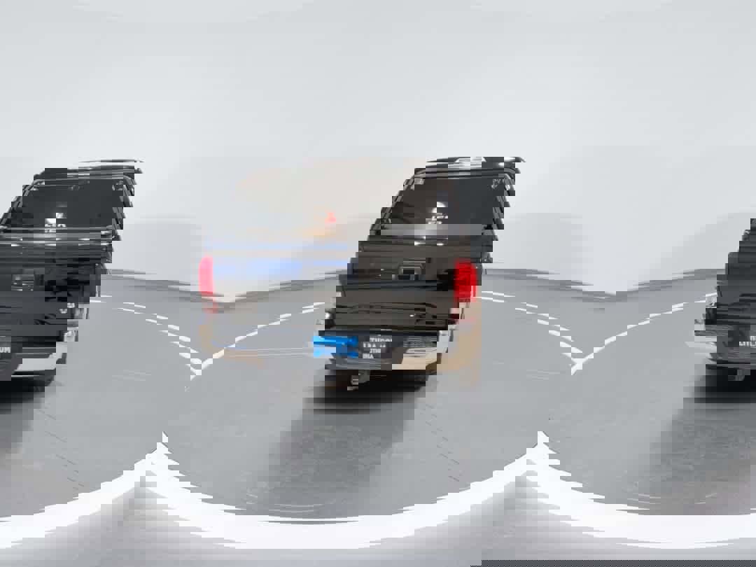 Used 2018 Toyota Tacoma TRD Off-Road image 7