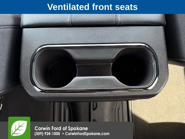 Used 2024 GMC Sierra 1500 AT4 w/ Technology Package AWD/4WD image 12