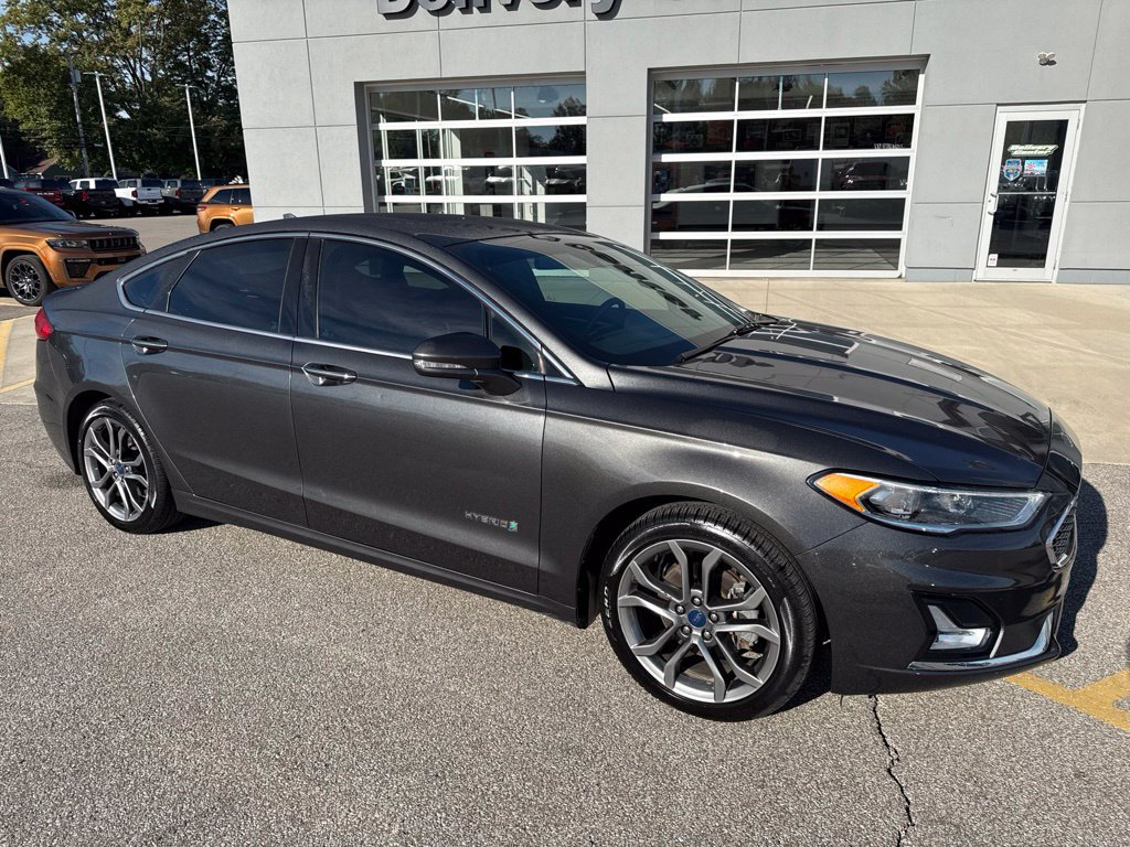 Used 2019 Ford Fusion Titanium FWD image 7