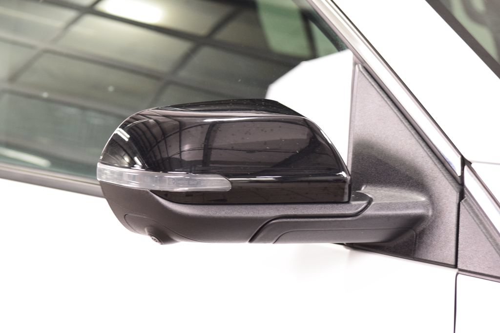 Used 2024 Chevrolet Traverse LS w/ LPO, Floor Liner Package AWD/4WD image 17