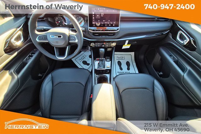 New 2026 Jeep Compass Latitude image 12