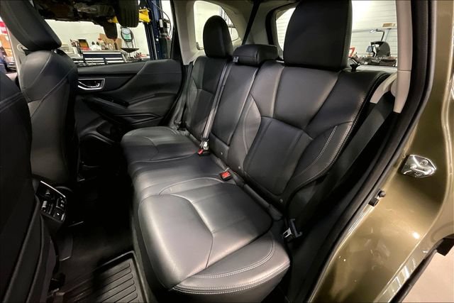 Used 2023 Subaru Forester Touring AWD/4WD image 26