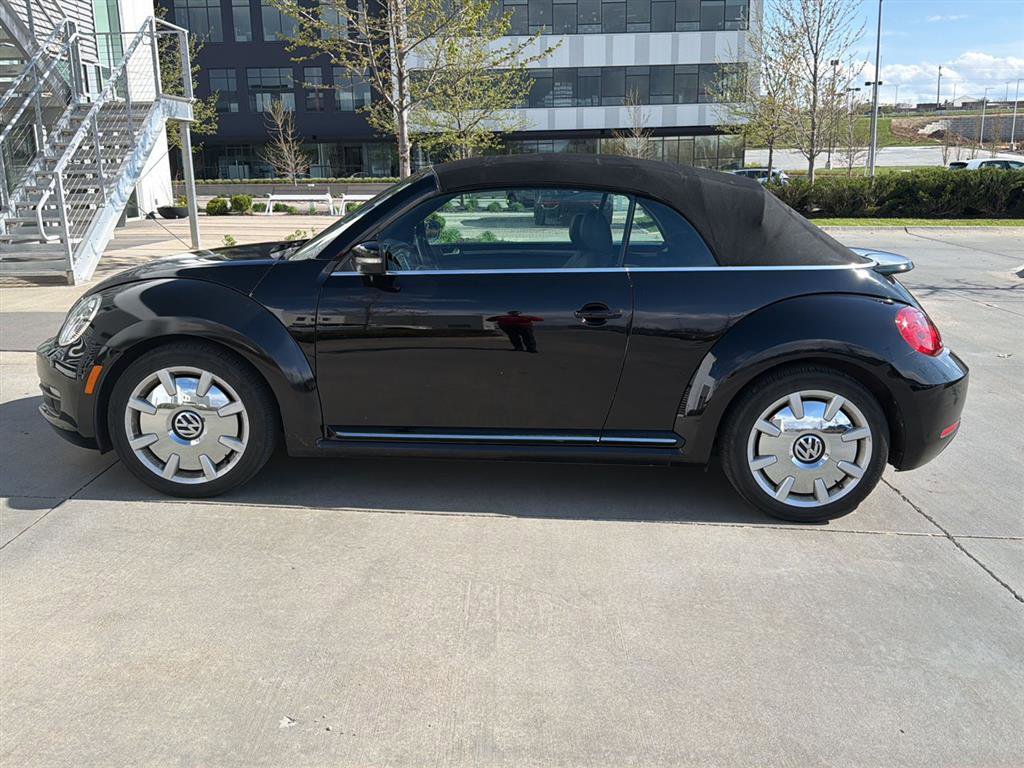 Used 2015 Volkswagen Beetle 1.8T FWD image 11