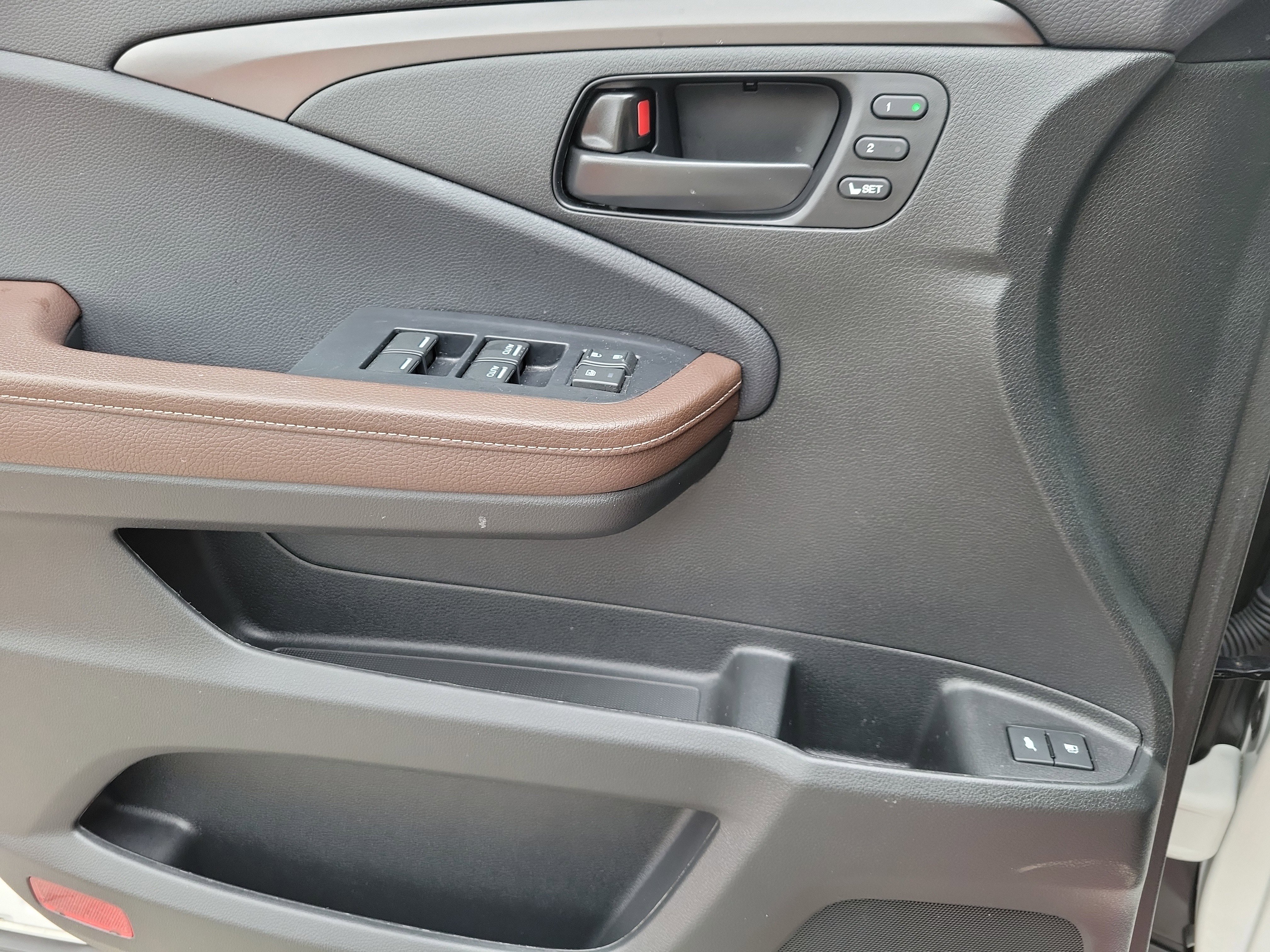 Used 2025 Honda Passport EX-L image 20