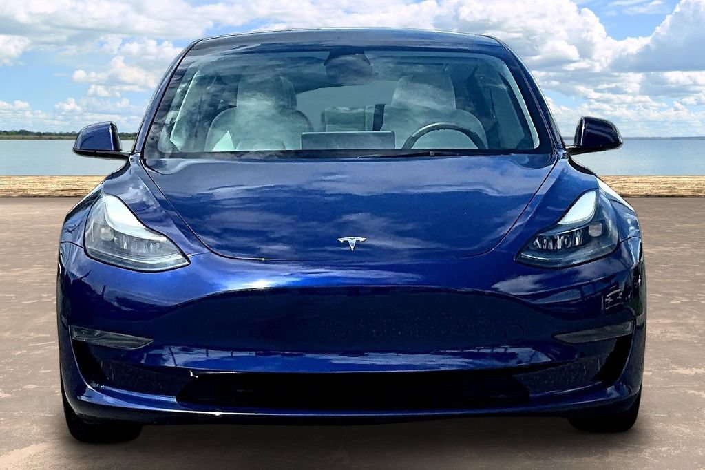 Used 2023 Tesla Model 3 Standard Range RWD image 2