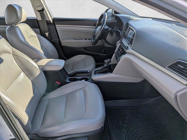 Used 2017 Hyundai Elantra Limited image 24