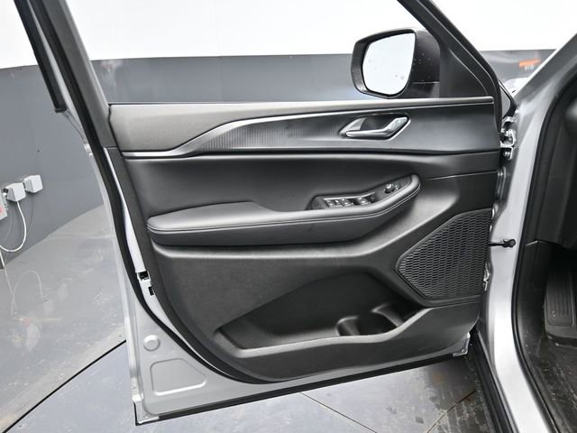 New 2026 Jeep Grand Cherokee Laredo X AWD/4WD image 9