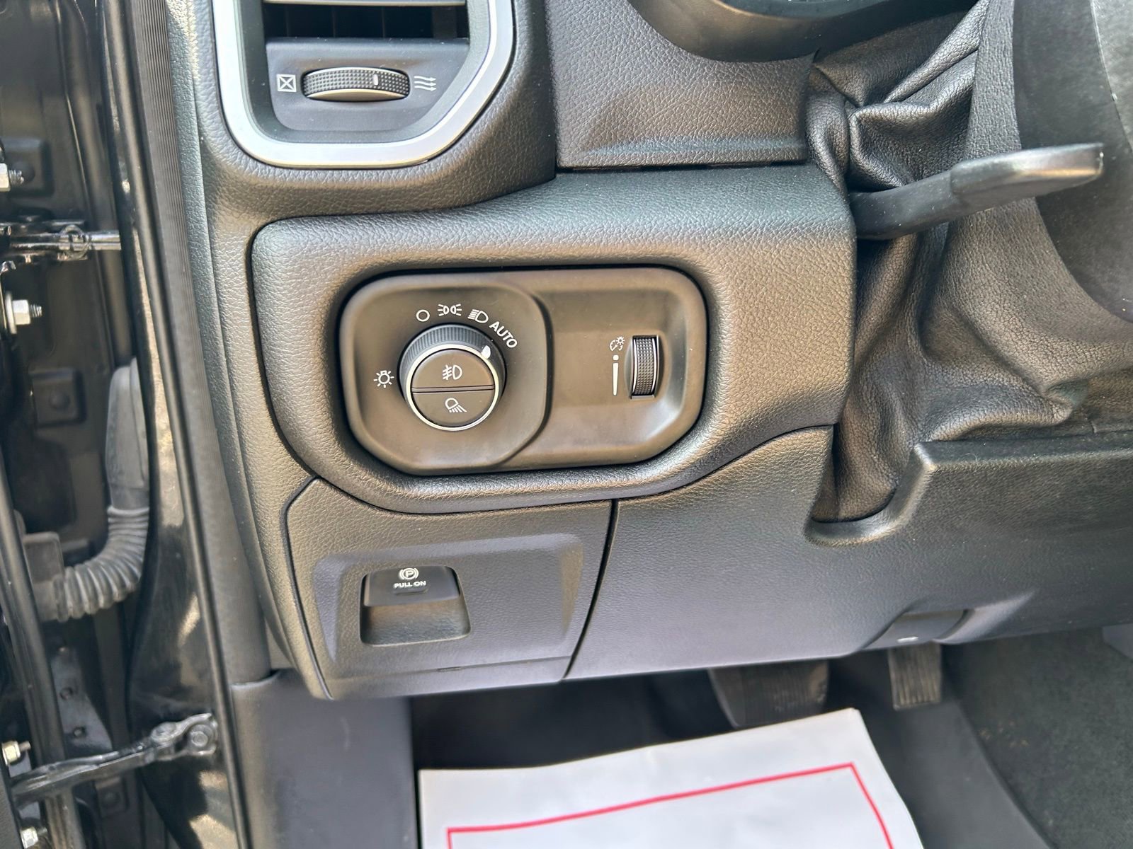 Used 2021 RAM 1500 Big Horn image 14