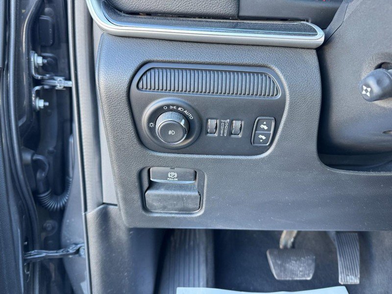 Used 2022 Jeep Wagoneer Series I w/ Premium Group I image 25